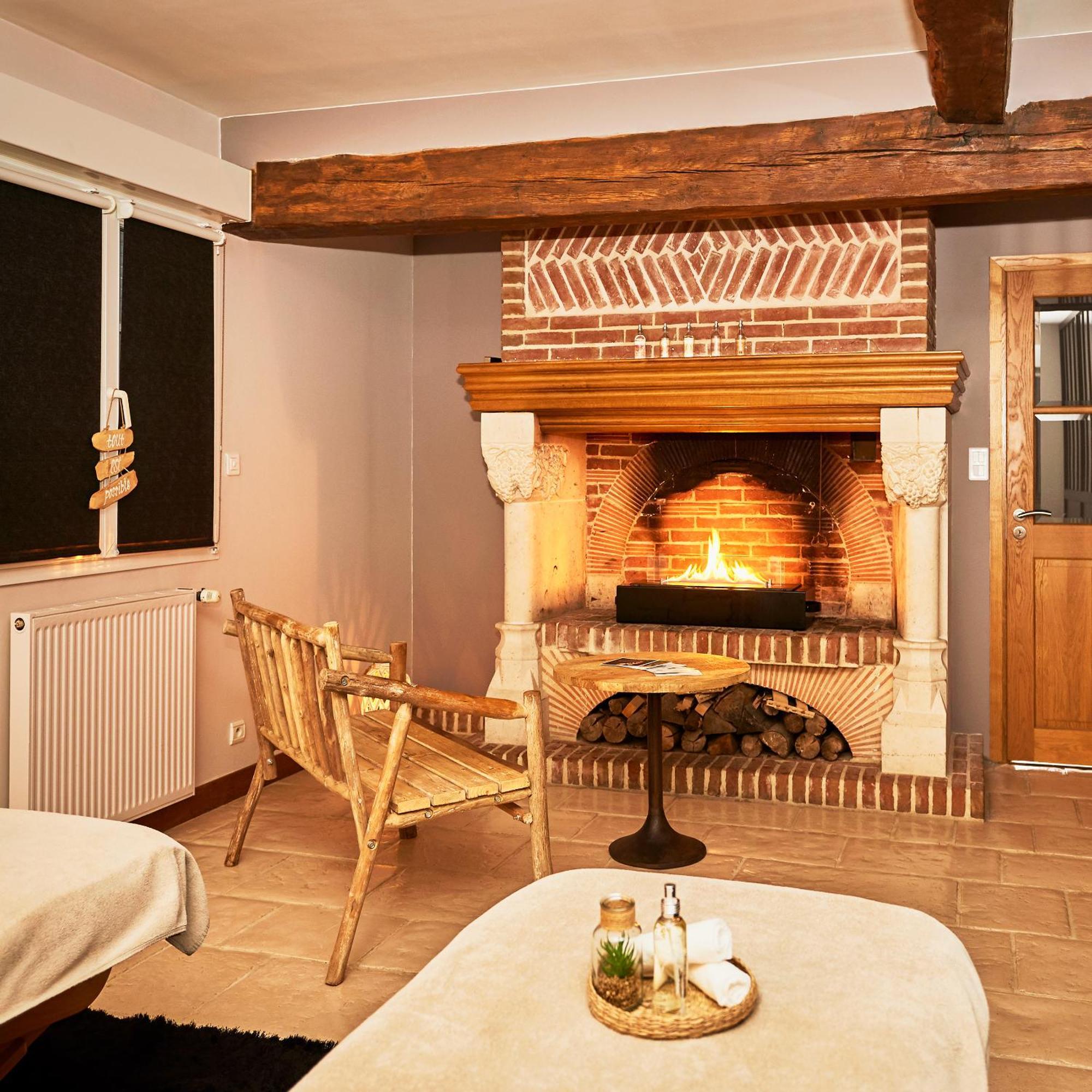 Hotel Spa Les Saules Favières エクステリア 写真